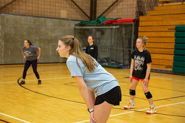 UREC intramural volleyball in a uwgb gym