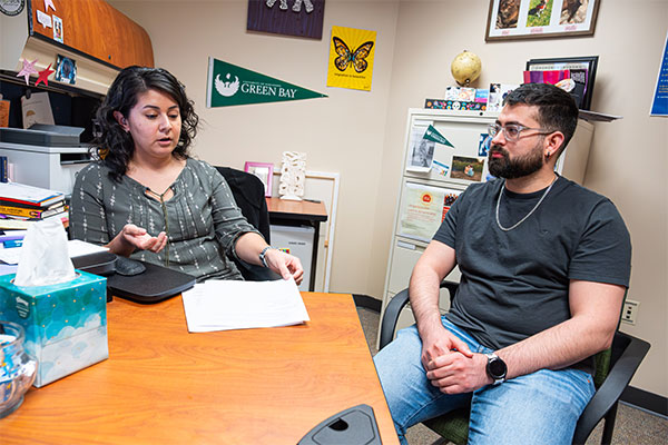 Reunión de asesoramiento académico de la UWGB