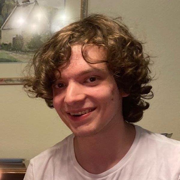 Alec Tennessen Community Health Education Major